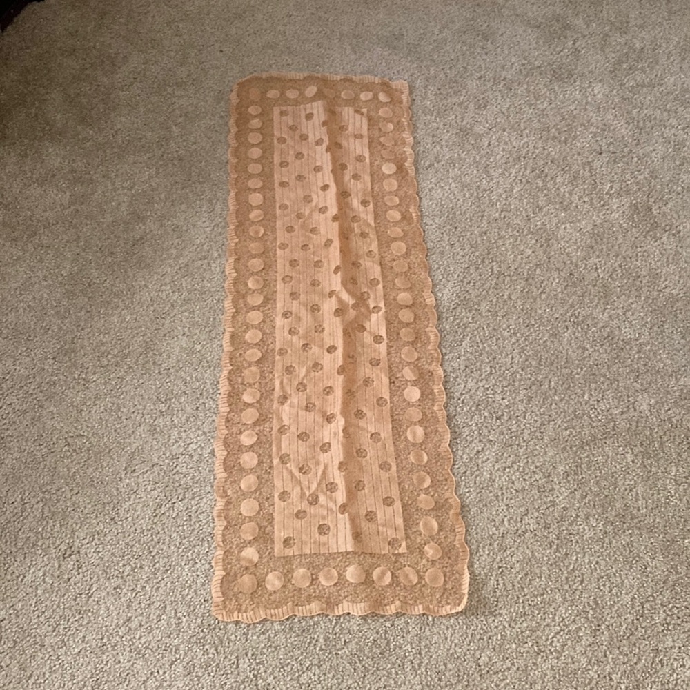 Peach table runner